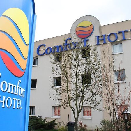 Comfort Hotel Poissy Technoparc Buitenkant foto