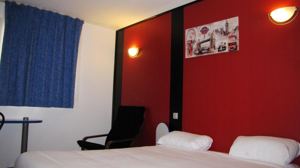 Comfort Hotel Poissy Technoparc Kamer foto