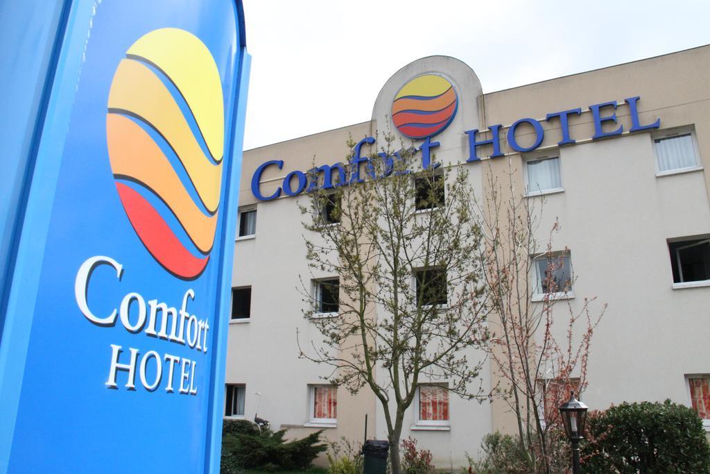 Comfort Hotel Poissy Technoparc Buitenkant foto