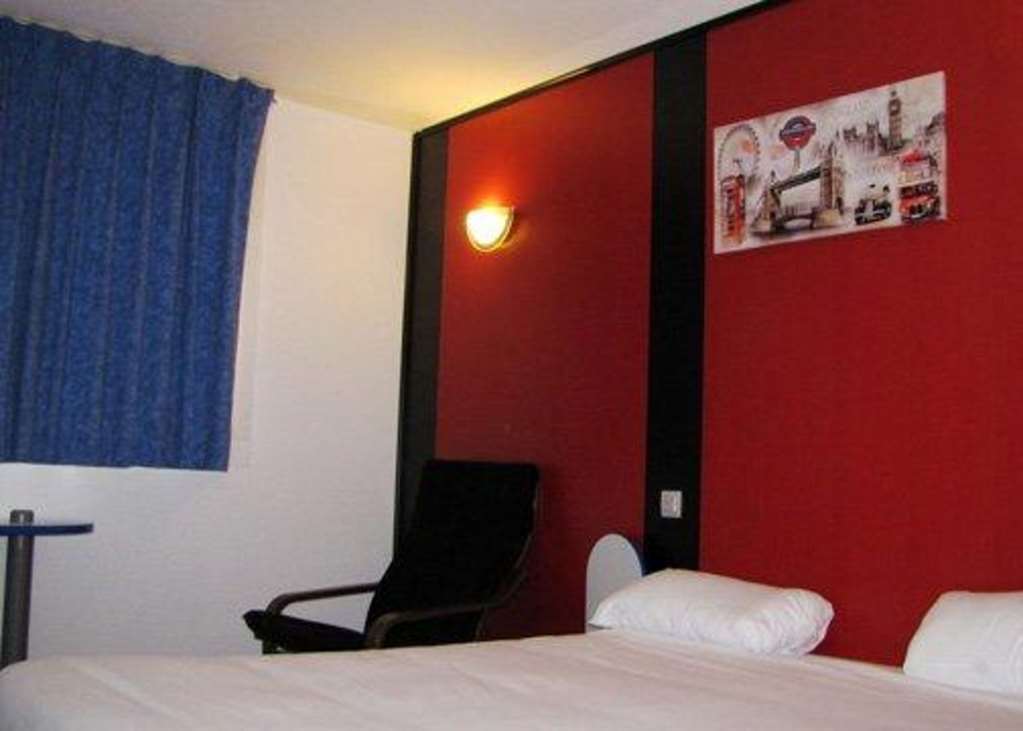 Comfort Hotel Poissy Technoparc Kamer foto