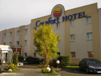 Comfort Hotel Poissy Technoparc Buitenkant foto
